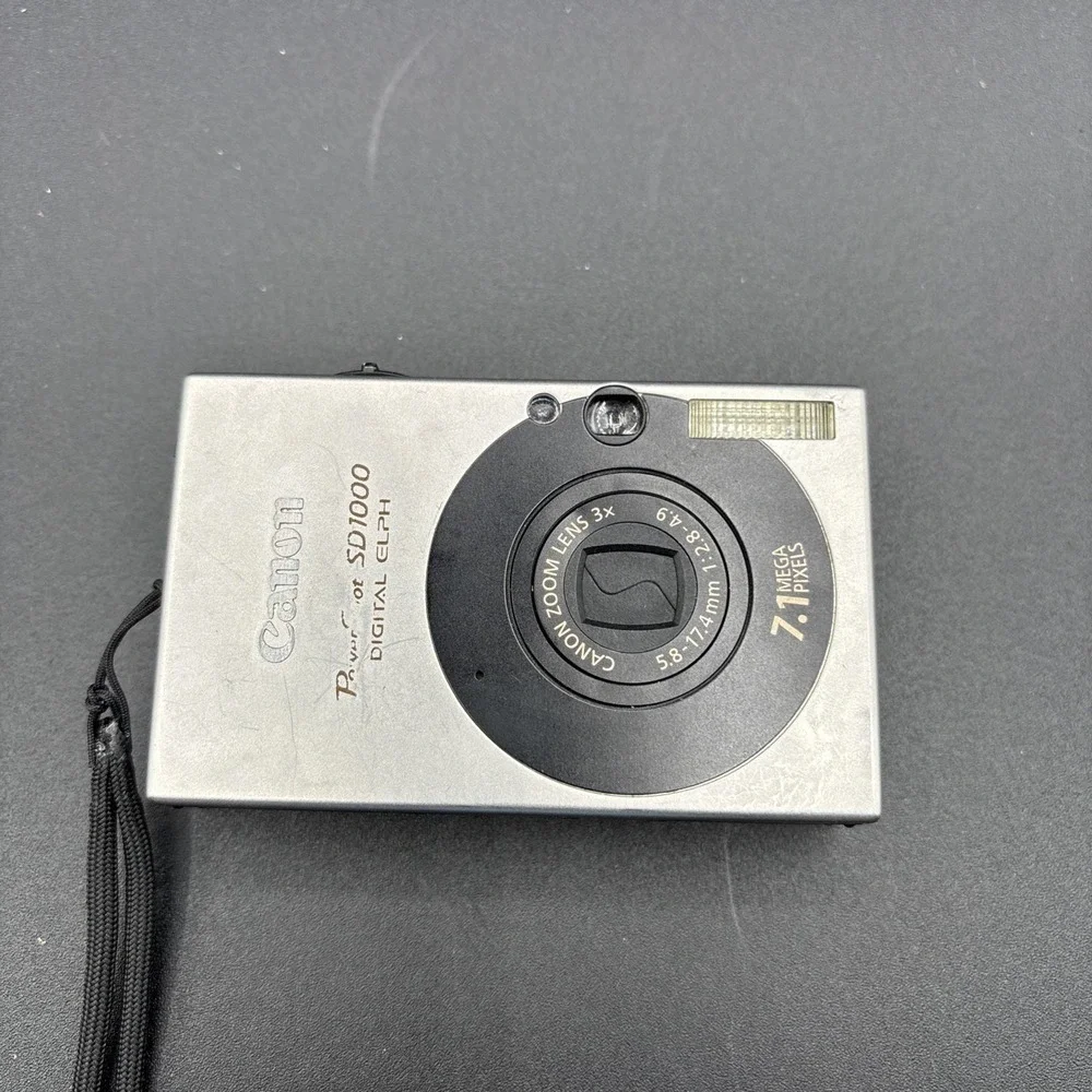 Canon Powershot SD1000 Silver Digital Compact Camera 7.1MP Digicam TESTED